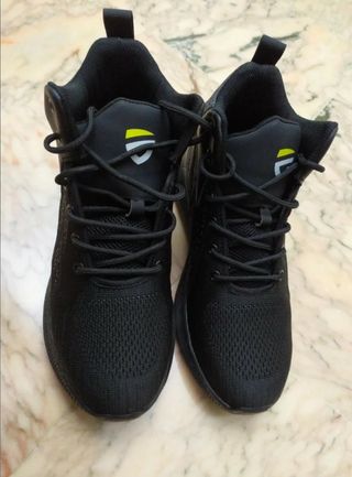 Scarpe nuove sportive unisex per lavoro