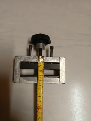 Mini dobladora de chapa