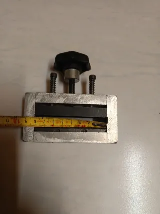 Mini dobladora de chapa