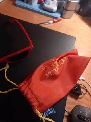 Occhiali da sole bambino rossi