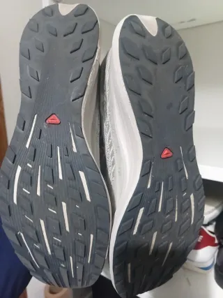 Salomon Pulsar Talla 44.5 Gris