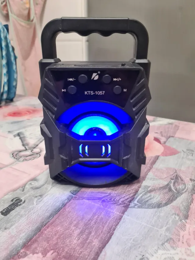 Altavoz Bluetooth K-1057 Negro