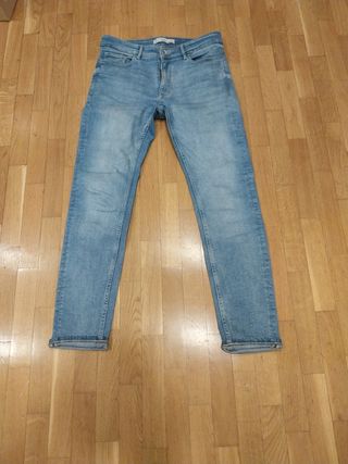 Pantalón vaquero hombre pitillo Mango talla 40