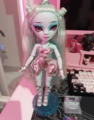 Muñeca Shadow High Zooey Electra