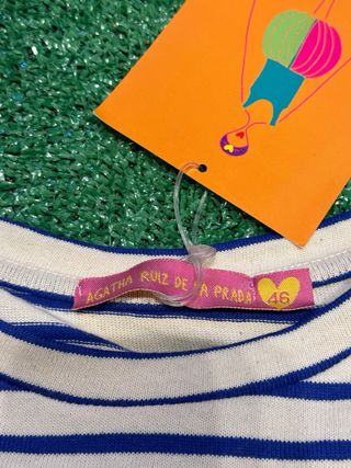 Camiseta Agatha Ruiz de la Prada rayas y corazones
