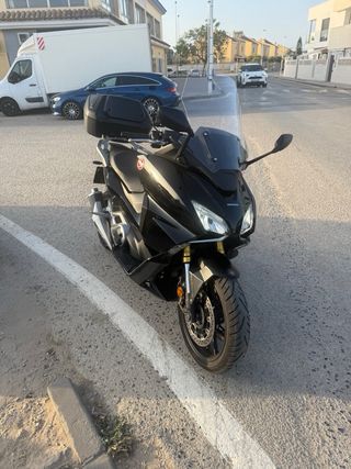 Honda Forza 750 Negra