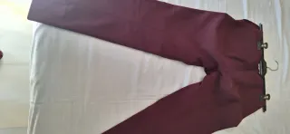 Pantalón Pedro del Hierro burdeos