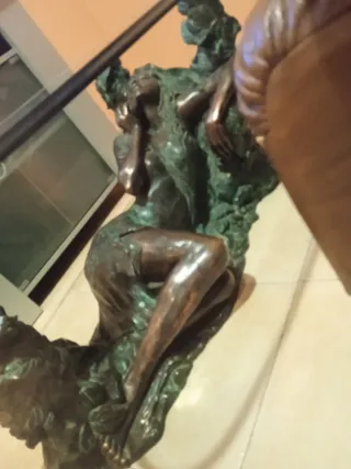 Mesa cristal y bronce figura mujer