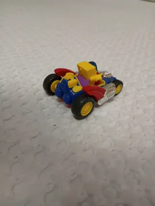 SuperThings – Set con lanzador y coches