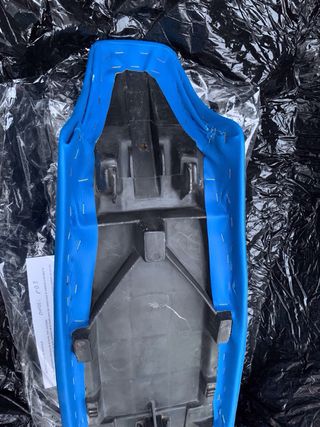 Asiento Derbi FDS Azul,(para Luis d)