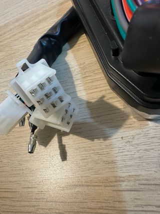 Cuenta kilómetros moto digital