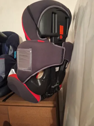 2 seggiolini auto per bambini - buono stato