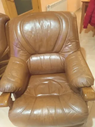 2 Sofás de piel marrón