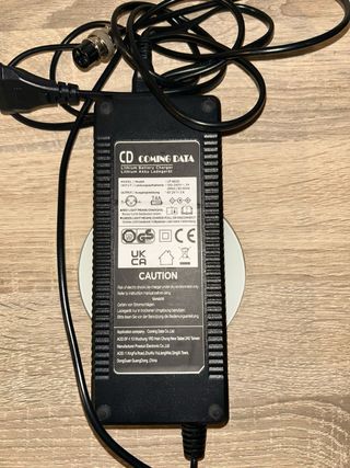 PATINETE ELÉCTRICO 60V/18AH/75KM/H Y MUCHOS EXTRAS