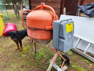 Hormigonera Lescha LM 150