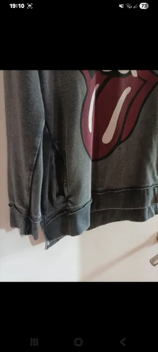 Sudadera Zara Rolling Stones
