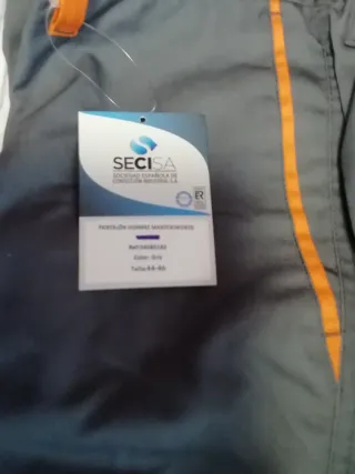 Pantalón de trabajo gris con banda reflectante