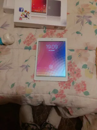Tablet ZTE E9Q Bianca