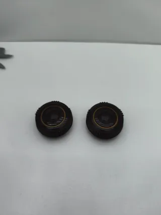 Botones de mando radio antigua