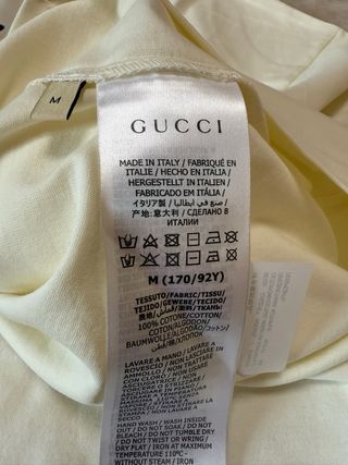 Camiseta Gucci Blanca con Logo Multicolor