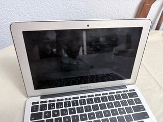 MacBook Air 11 (2014) Plata