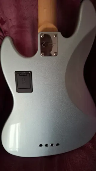 Bajo  Marcus Miller V7 4 cuerdas venta en persona