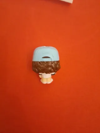 Dustin Mini Funko Kinder Joy