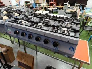 Cocina a gas profesional de 6 fuegos de sobremesa