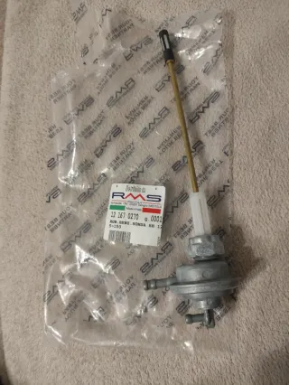 Grifo Gasolina Honda sh 125-150 marca RMS