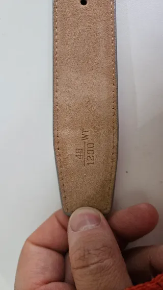 Cinturones efecto ante hombre marrón y gris