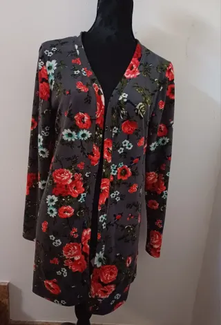 Chaqueta floral marrón y roja talla XL