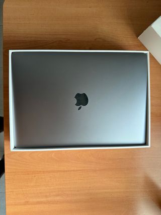 MacBook Air 13 Retina 2019 SSD como nuevo 8GB RAM