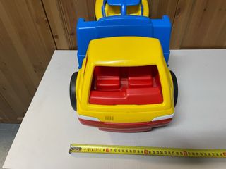 Camión juguete Gozan con coche