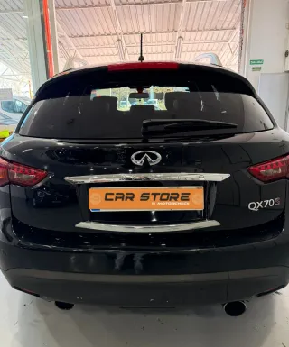 Infiniti QX70 2015