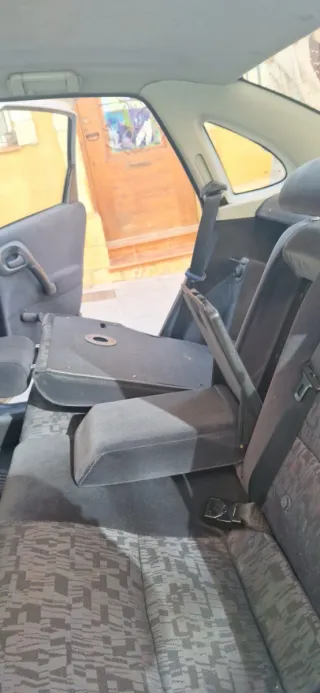 Opel Vectra 2000