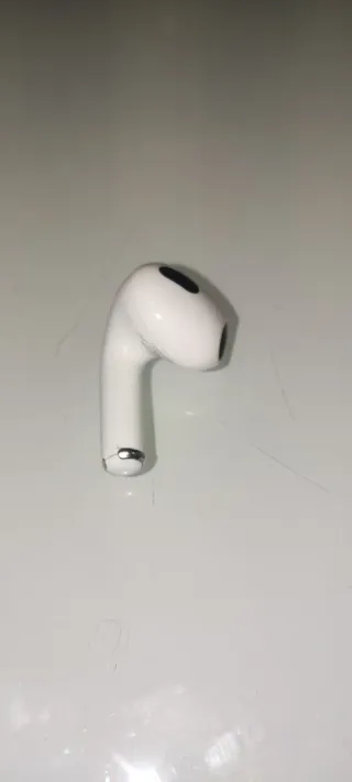 AirPods 3ª Gen A2564 izquierdo