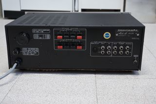 Amplificador Marantz 1050 USA 1978-80