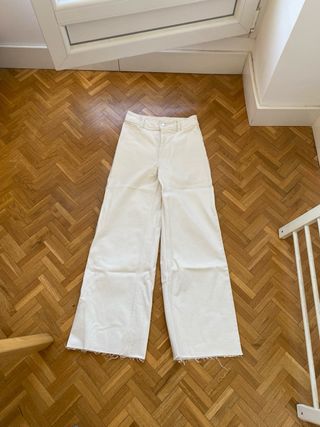 Pantalones anchos blancos