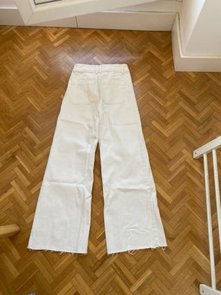 Pantalones anchos blancos