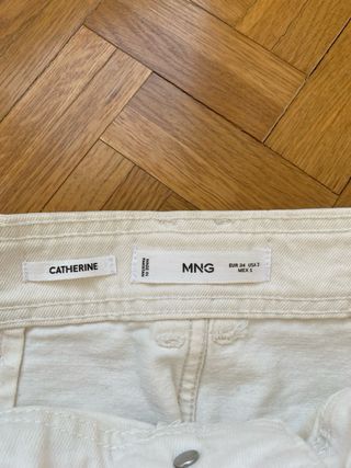 Pantalones anchos blancos