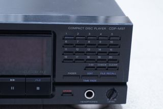 Lettore CD Sony CDP-M97 18-Bit DAC