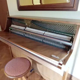 Piano de pared Matthaes - Poco uso