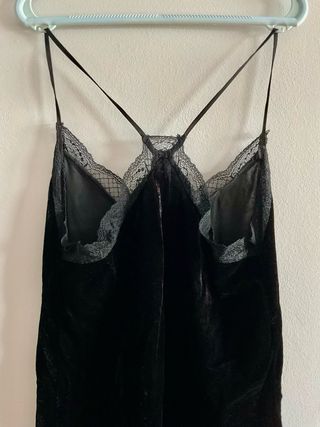 Vestido largo negro terciopelo y encaje