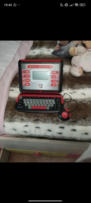 Tablet educativo PC WIFI con tastiera e mouse