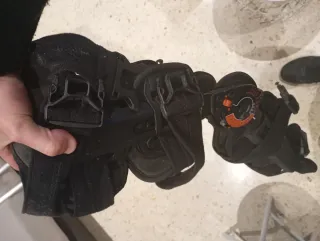 Muletas y rodillas ortopédicas