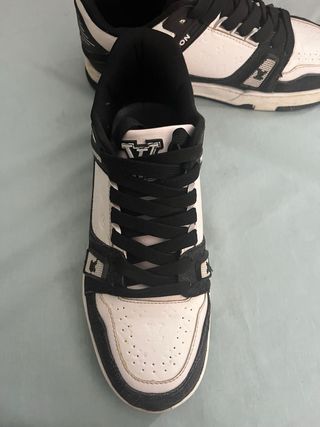 Sneakers Louis Vuitton Bianche e Nere