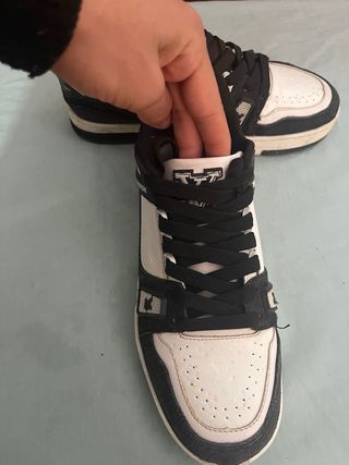 Sneakers Louis Vuitton Bianche e Nere