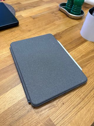 iPad Pro 11 pulgadas + Pencil + teclado Logitech