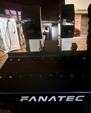 Pedali Fanatec CSLD, cockpit Playseat. Senza volante