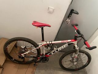 Bicicleta Cube Reaction HPA